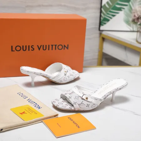 ルイヴィトン サンダル