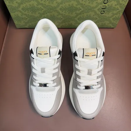 グッチ スニーカー