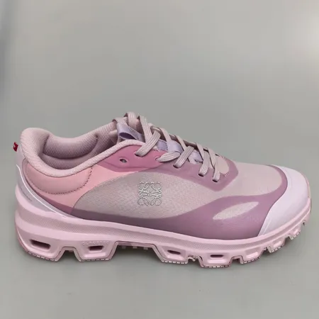 ロエベ スニーカー