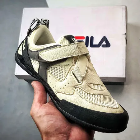 フィラ カジュアルシューズ