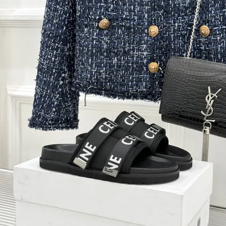 セリーヌ スリッパ