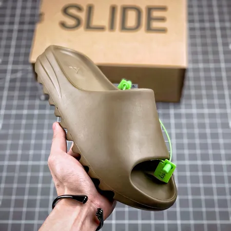 アディダス スリッパ