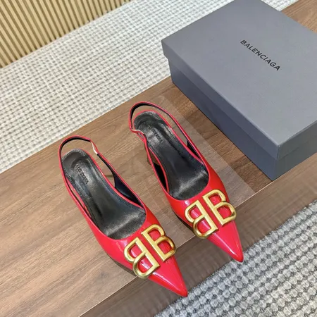 バレンシアガ サンダル