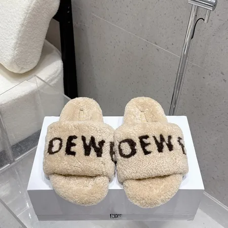 ロエベ スリッパ