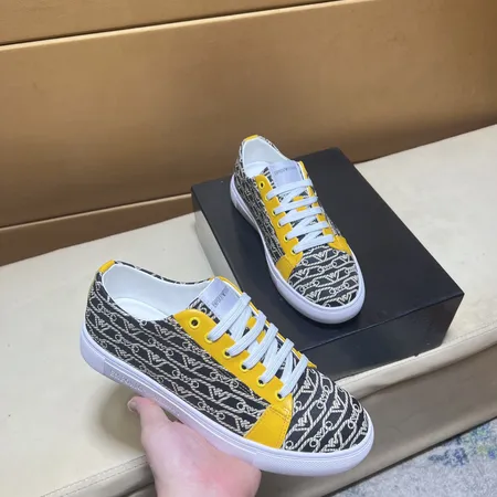 アルマーニ カジュアルシューズ