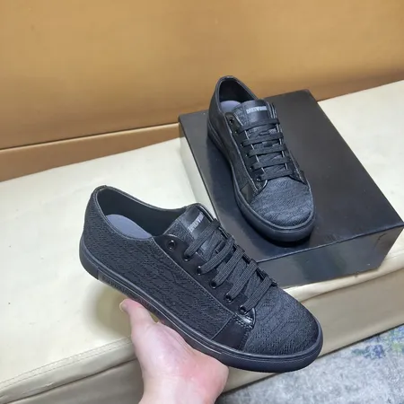 アルマーニ カジュアルシューズ