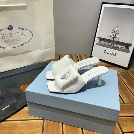 プラダ サンダル