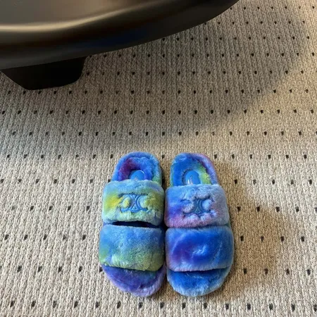 セリーヌ スリッパ