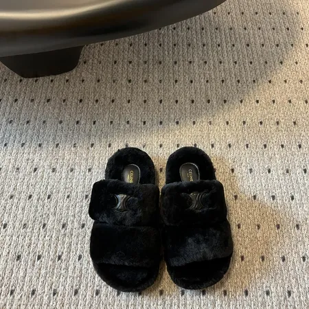 セリーヌ スリッパ