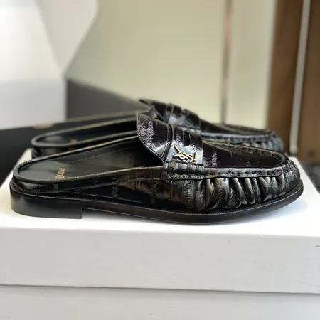 イブサンローラン スリッパ