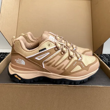 ノースフェイス スニーカー