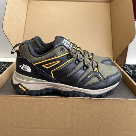 ノースフェイス スニーカー