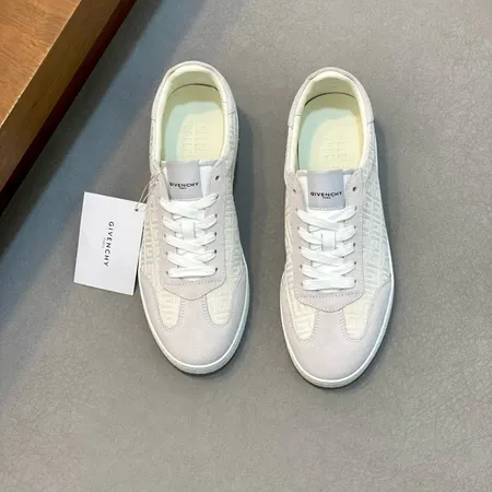 ジバンシィ カジュアルシューズ