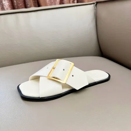 ロエベ スリッパ