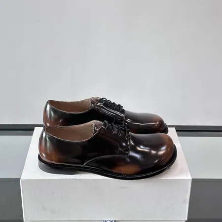 ロエベ ビジネスシューズ