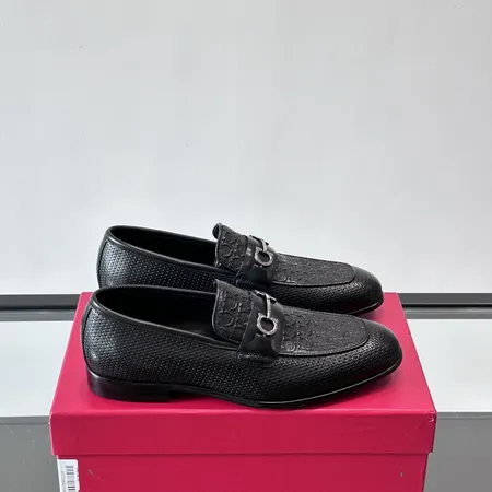 フェラガモ ビジネスシューズ