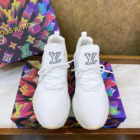 ルイヴィトン スニーカー