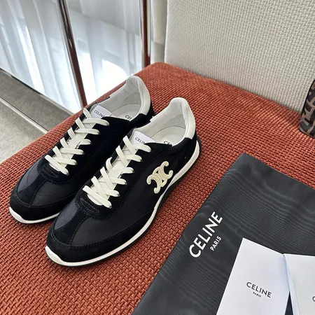 セリーヌ スニーカー