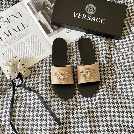 ヴェルサーチ スリッパ