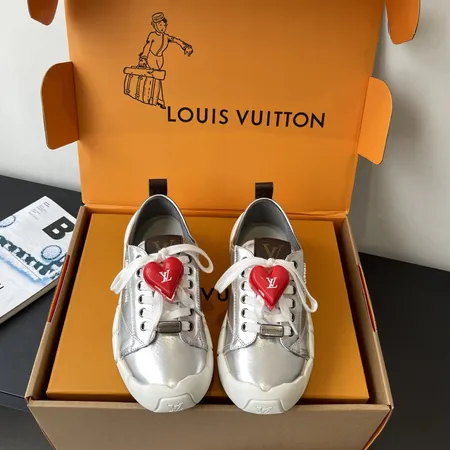 ルイヴィトン カジュアルシューズ