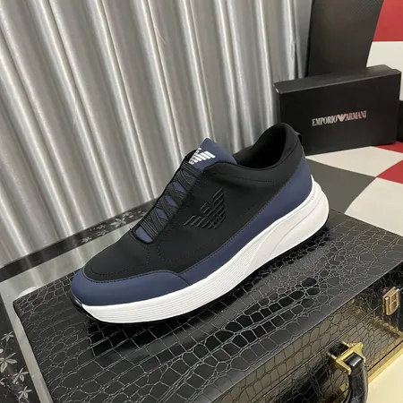 アルマーニ カジュアルシューズ