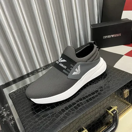 アルマーニ カジュアルシューズ