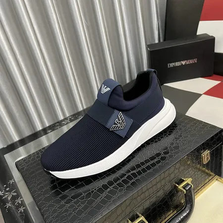 アルマーニ カジュアルシューズ