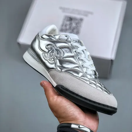 シャネル カジュアルシューズ