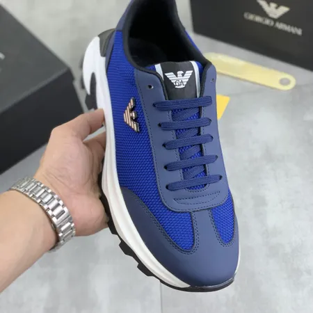 アルマーニ カジュアルシューズ