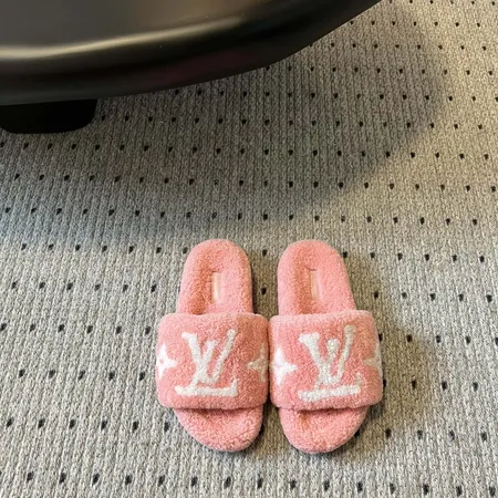 ルイヴィトン スリッパ