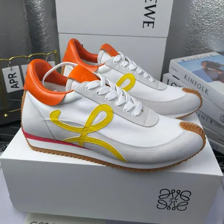 ロエベ スニーカー