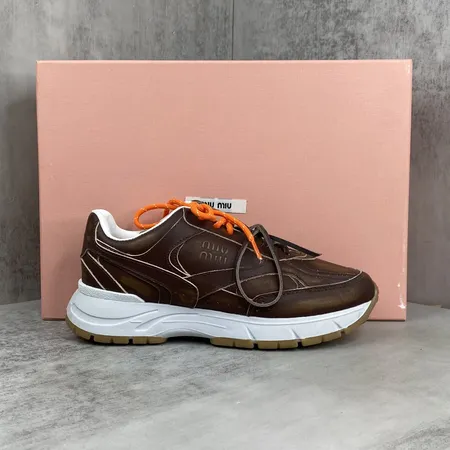 ミュウミュウ スニーカー