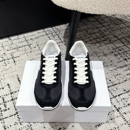 セリーヌ カジュアルシューズ