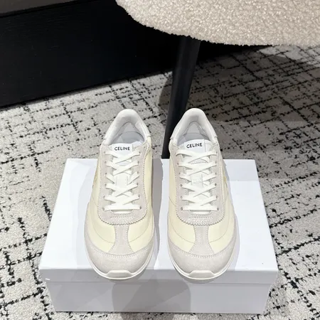 セリーヌ カジュアルシューズ