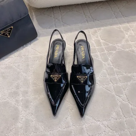 プラダ サンダル