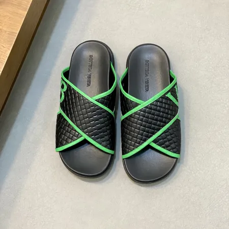 ボッテガ ヴェネタ スリッパ