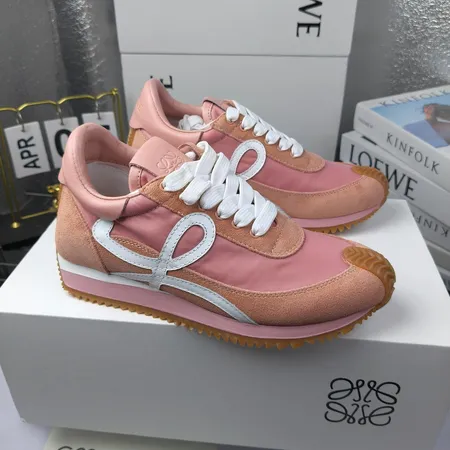 ロエベ スニーカー