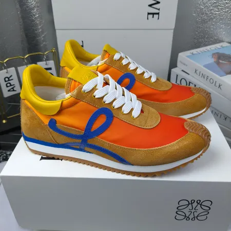 ロエベ スニーカー