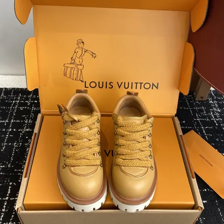 ルイヴィトン カジュアルシューズ