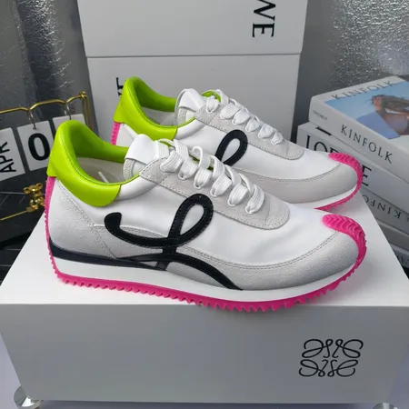 ロエベ スニーカー