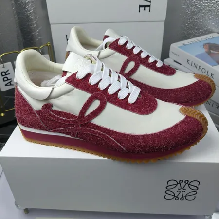 ロエベ スニーカー