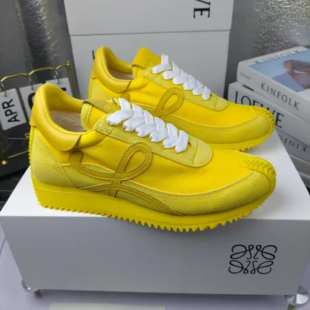 ロエベ スニーカー