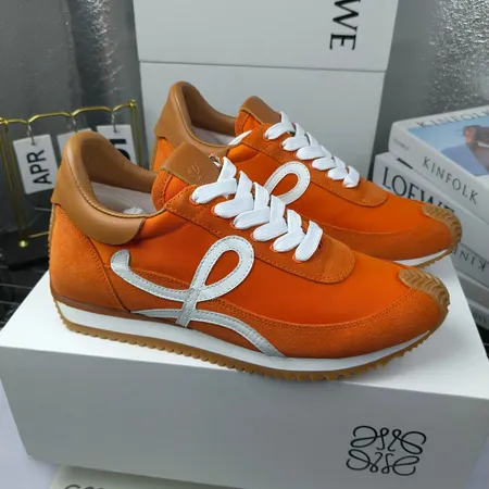 ロエベ スニーカー