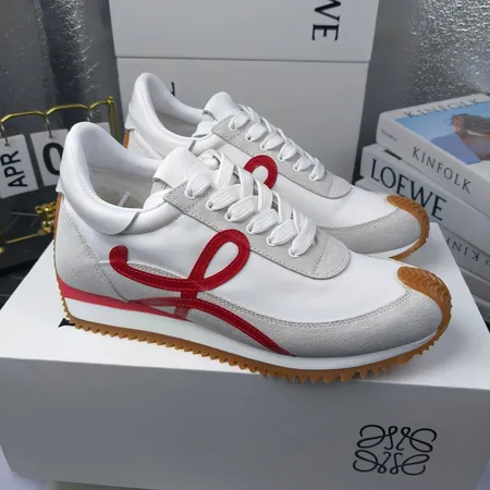 ロエベ スニーカー