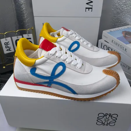 ロエベ スニーカー