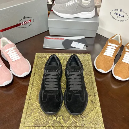 プラダ カジュアルシューズ