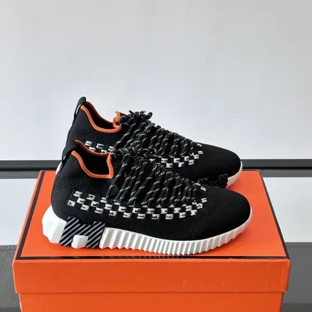 エルメス スニーカー