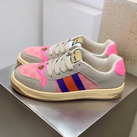 グッチ カジュアルシューズ