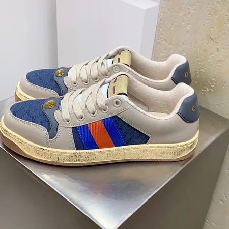 グッチ カジュアルシューズ