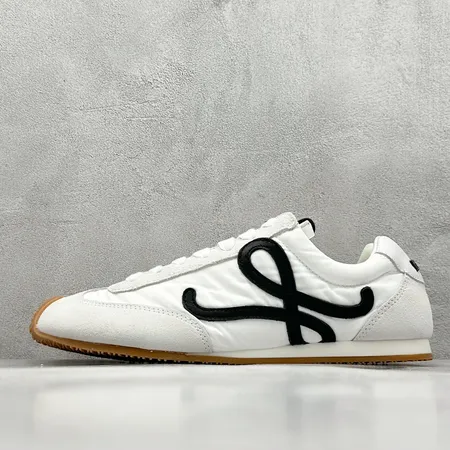 ロエベ カジュアルシューズ